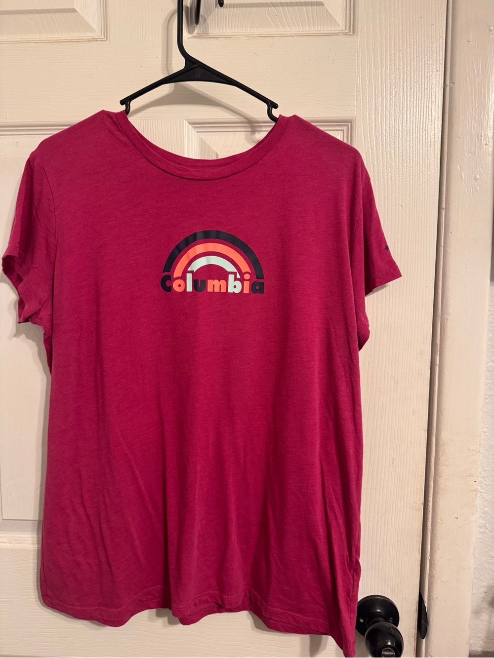 Columbia T-shirt